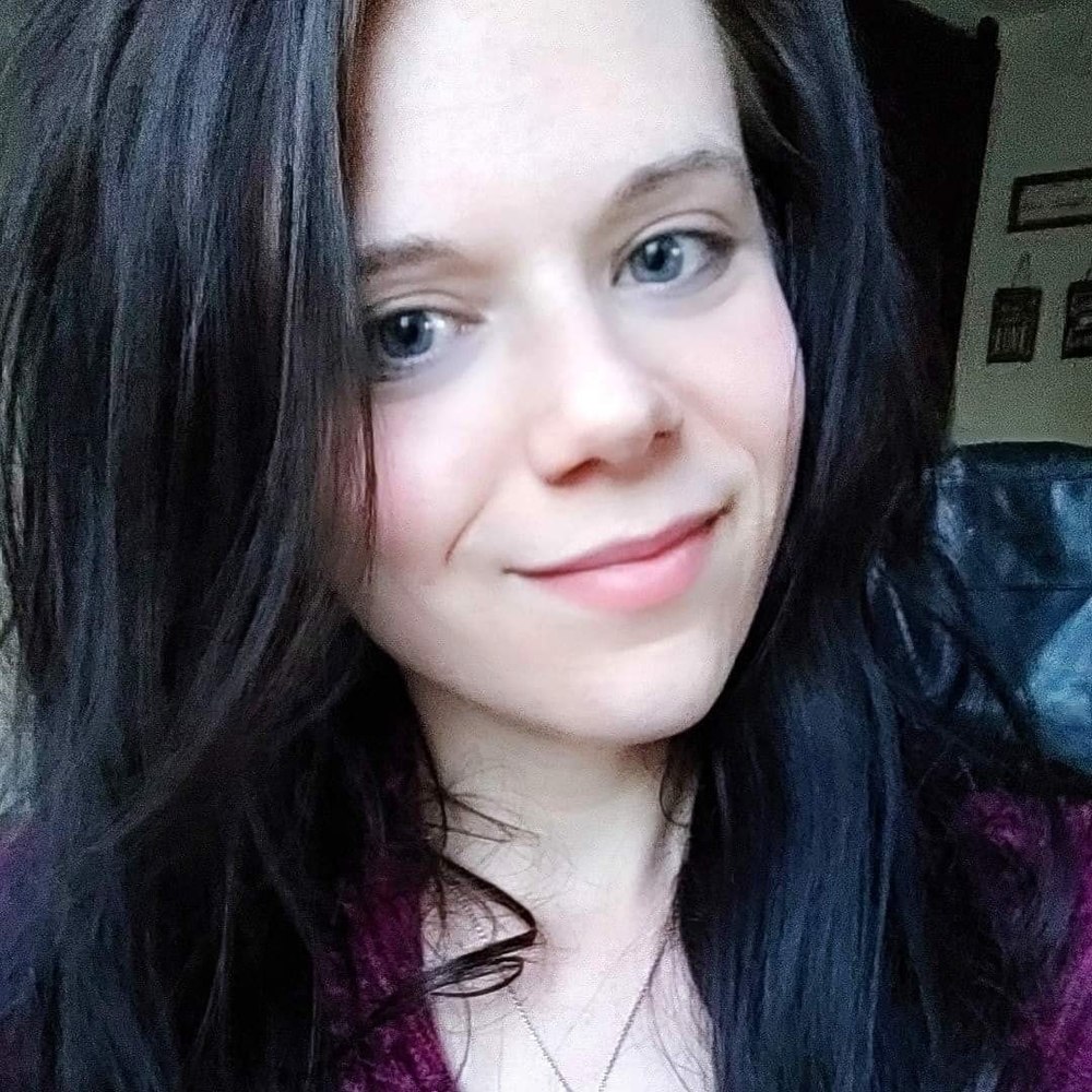 Meet your Posher, Kassandra